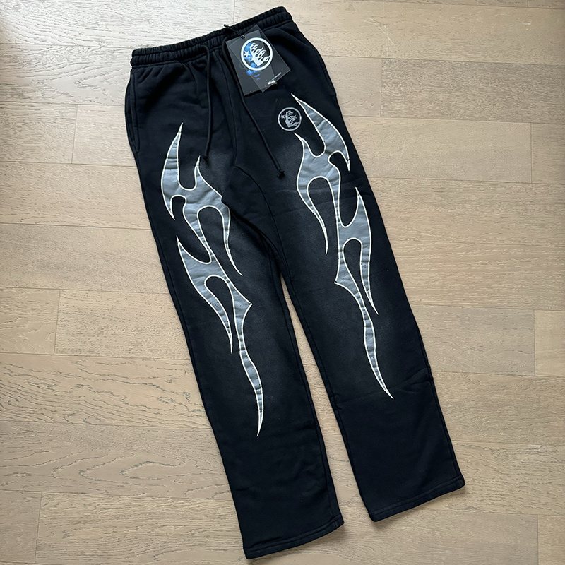 HS Washed Black Flame Graphic Sweatpants ¡ª context
