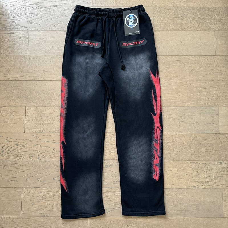 HS Sport Graphic Sweatpants - Black ¡ª context