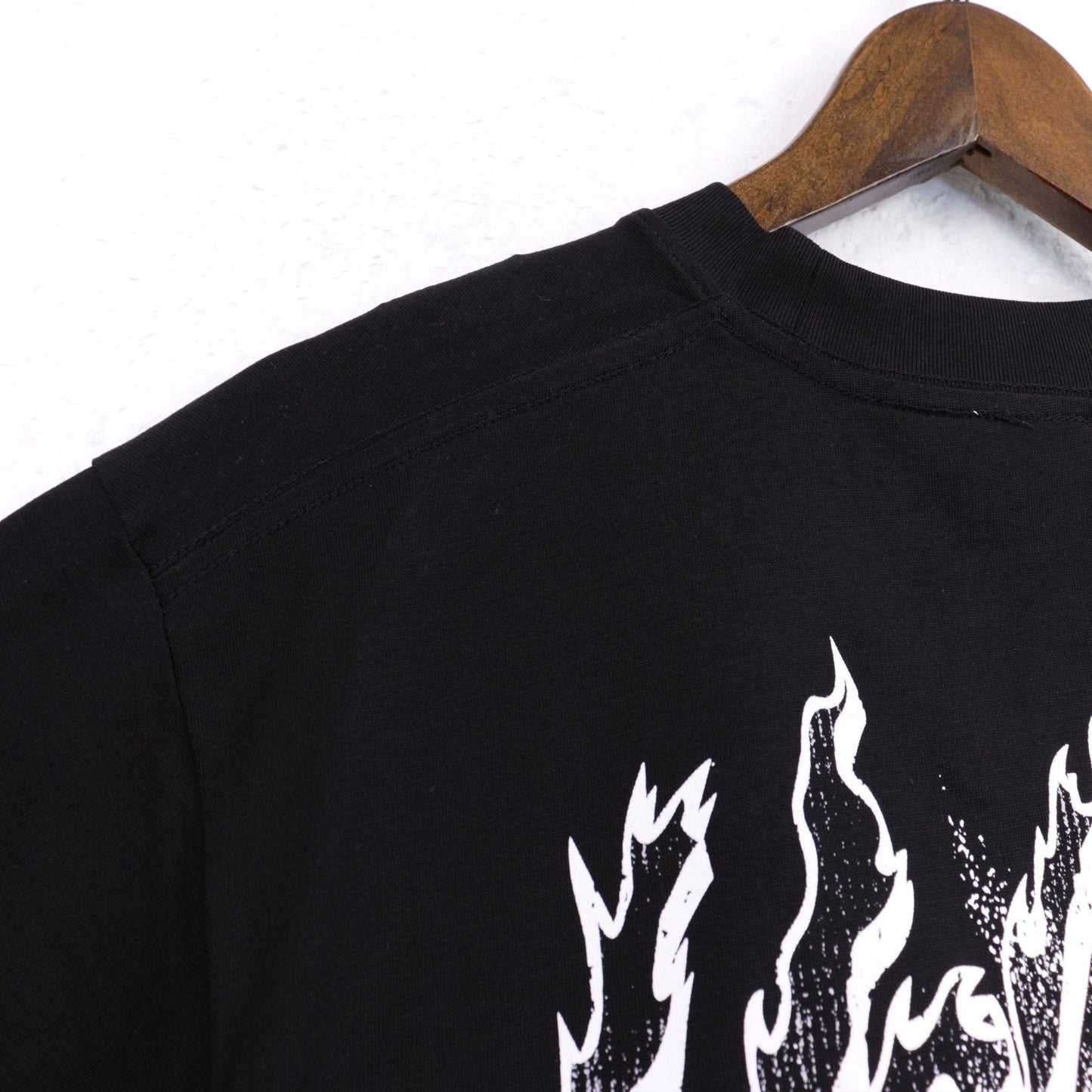 HS Reach Your Inner Peace Graphic T-Shirt ¡ª detail