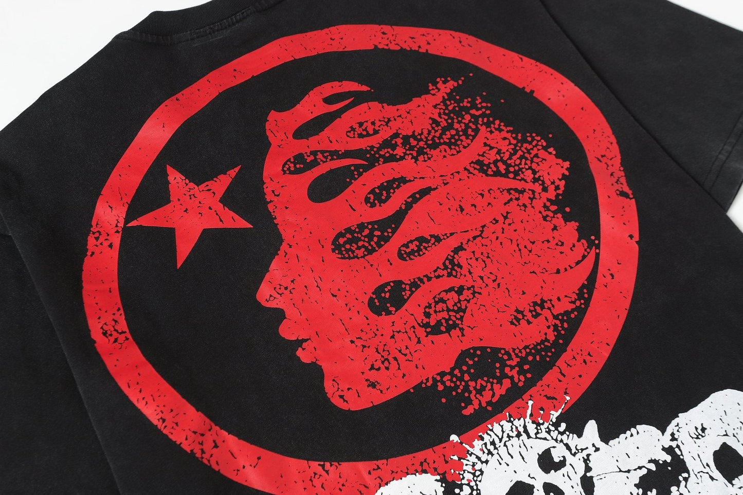 HS Distressed Skull Graphic T-Shirt ¡ª detail