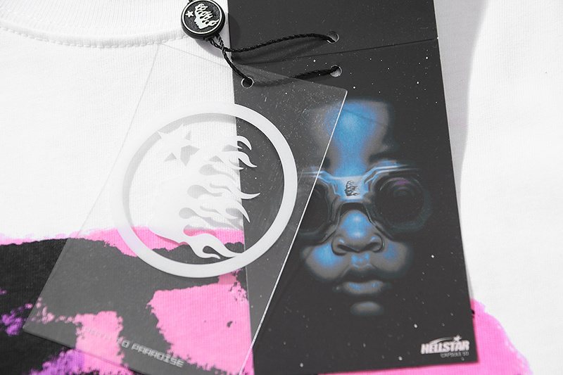 HS White Front & Back Graphic T-Shirt ¡ª hang_tag