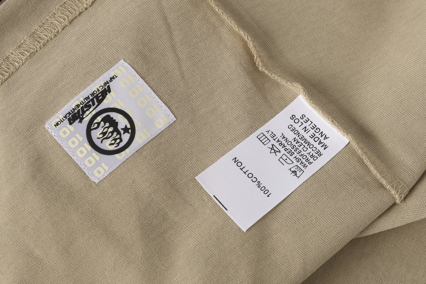 HS World Tour Records Graphic T-Shirt ¡ª neck_label