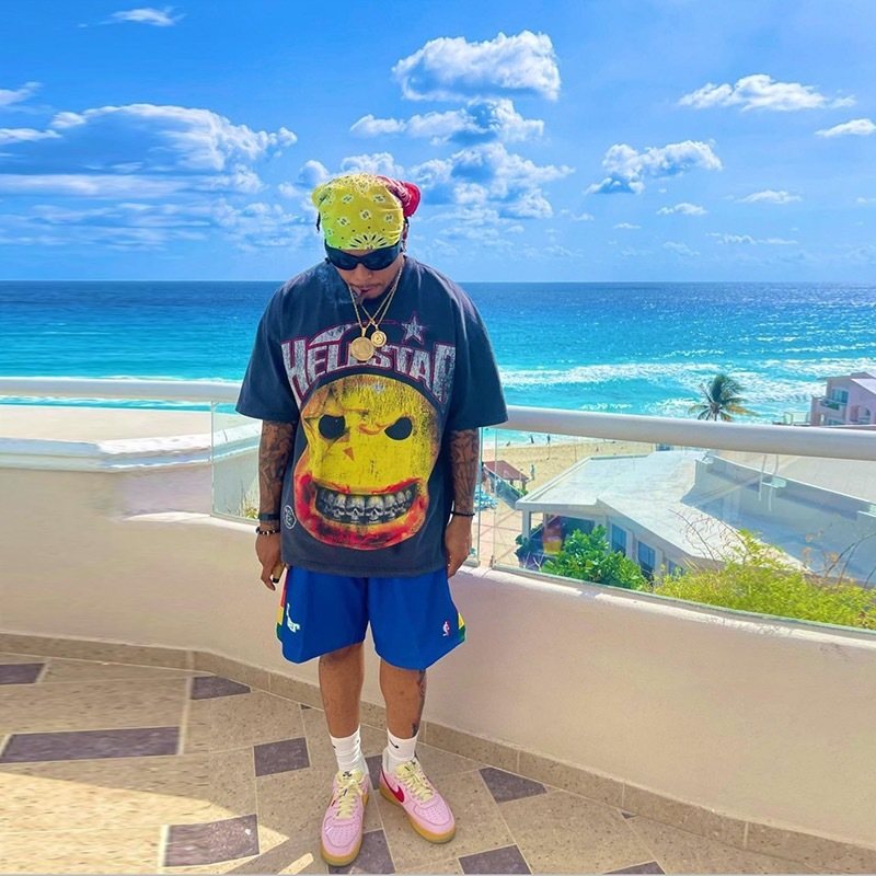 HS Smile Earth Short-Sleeve T-Shirt ¡ª context