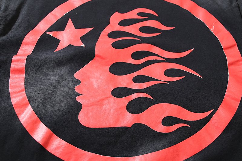 HS Flame-Head Graphic Short-Sleeve T-Shirt ¡ª detail