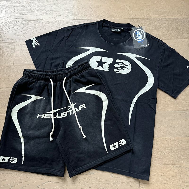 HS Flame Number 11 Graphic Short-Sleeve Set ¡ª front