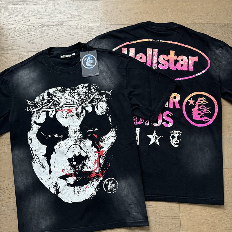 HS Distressed Graphic Short-Sleeve T-Shirt ¡ª context