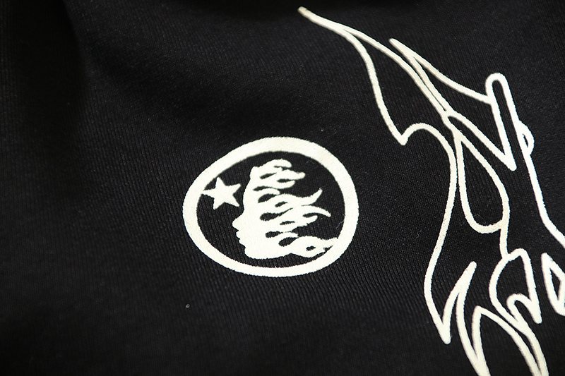 HS Flame Graphic Shorts ¡ª detail