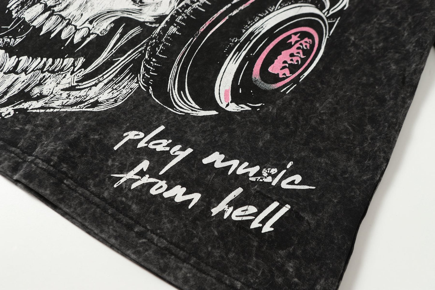 HS Summer Fest Skull Graphic Long-Sleeve T-Shirt ¡ª detail
