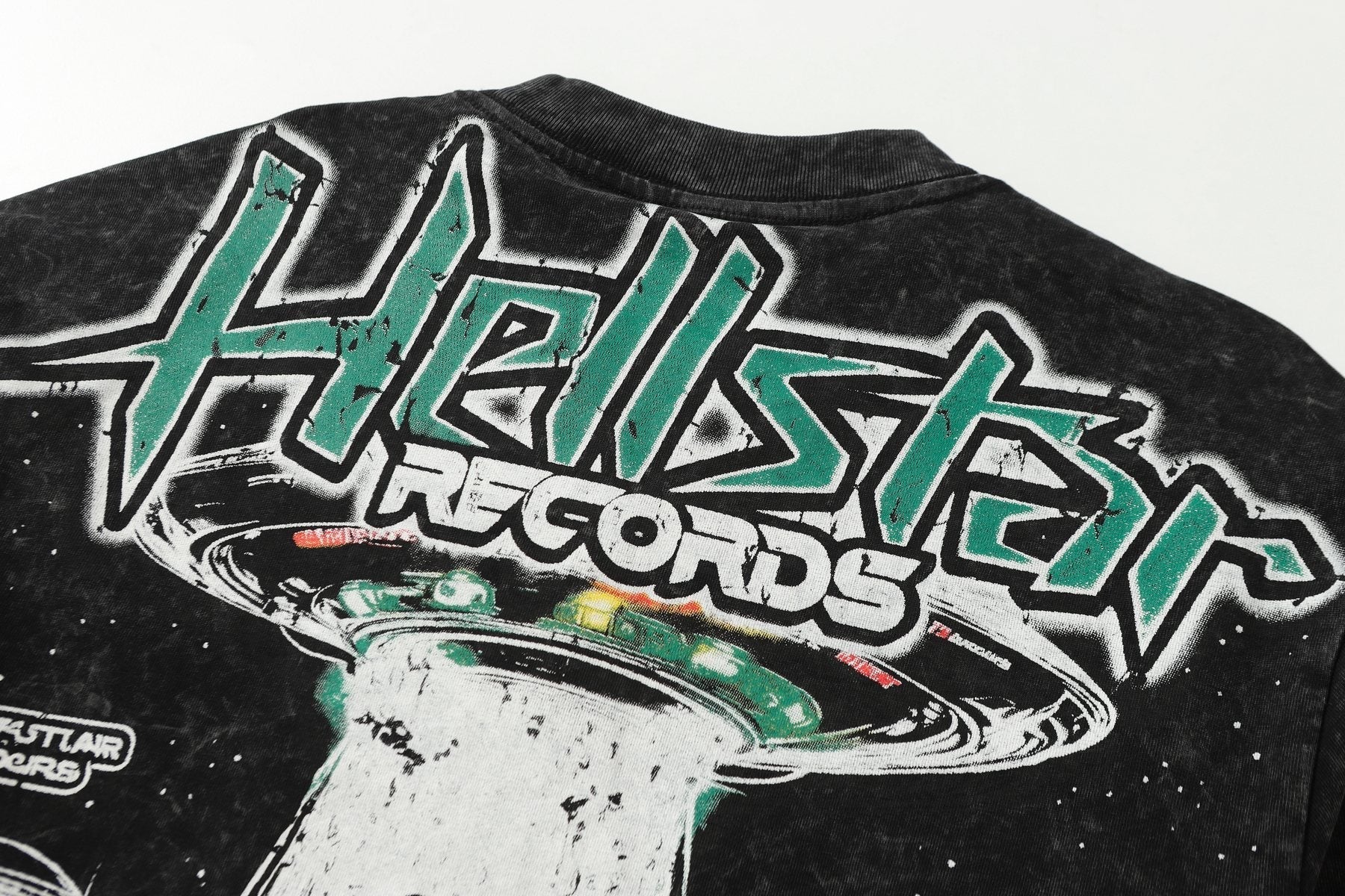 HS UFO Graphic Long-Sleeve T-Shirt ¡ª detail