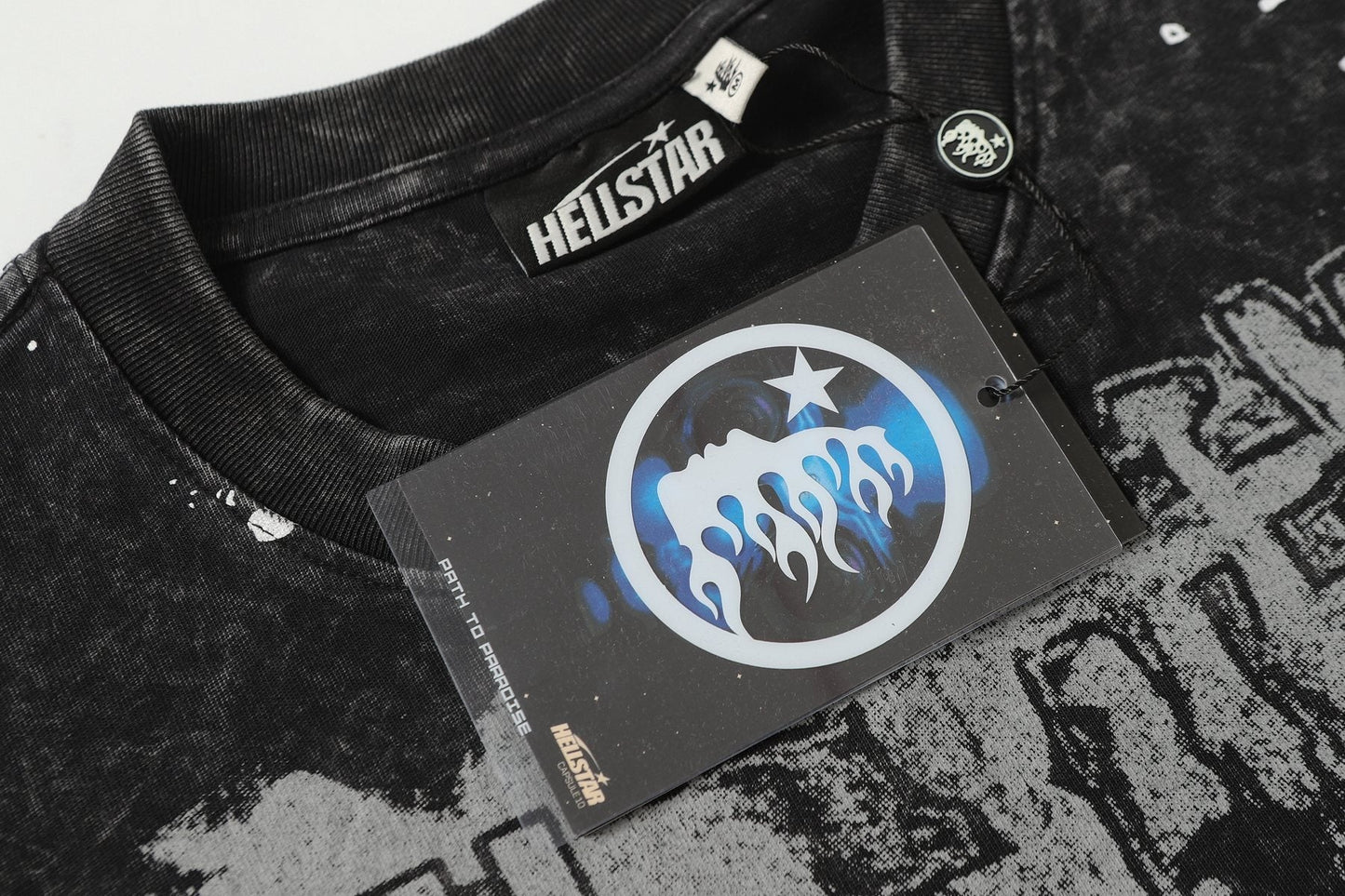 HS Acid Wash Graphic Long-Sleeve T-Shirt ¡ª hang_tag