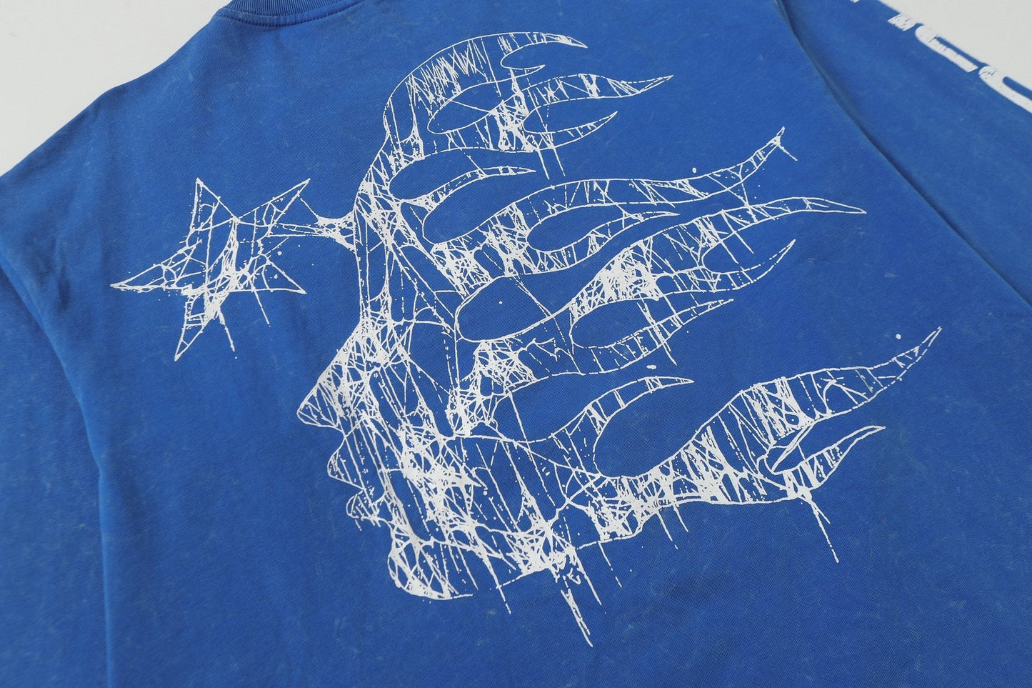 HS Aircraft Star Graphic Long-Sleeve T-Shirt ¡ª detail