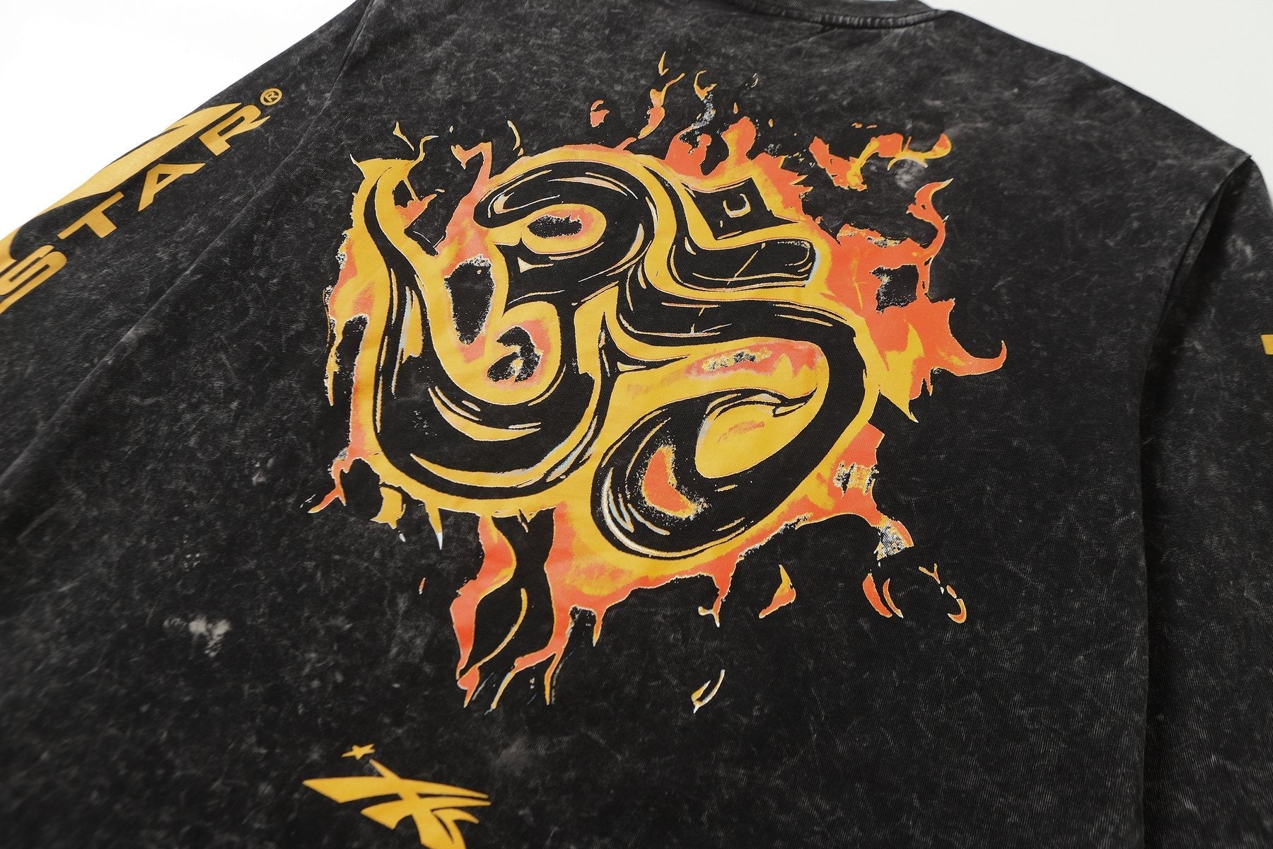 HS Washed Black Graphic Long-Sleeve T-Shirt ¡ª detail