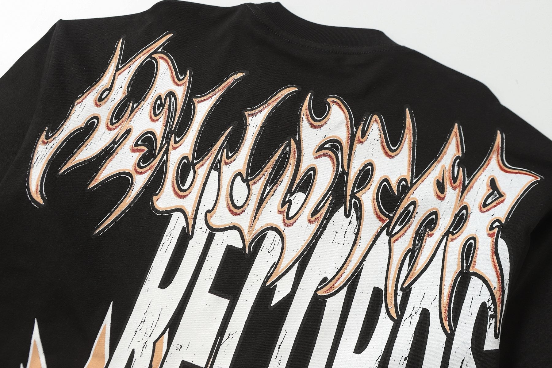 HS Path to Paradise Graphic Long-Sleeve T-Shirt ¡ª detail