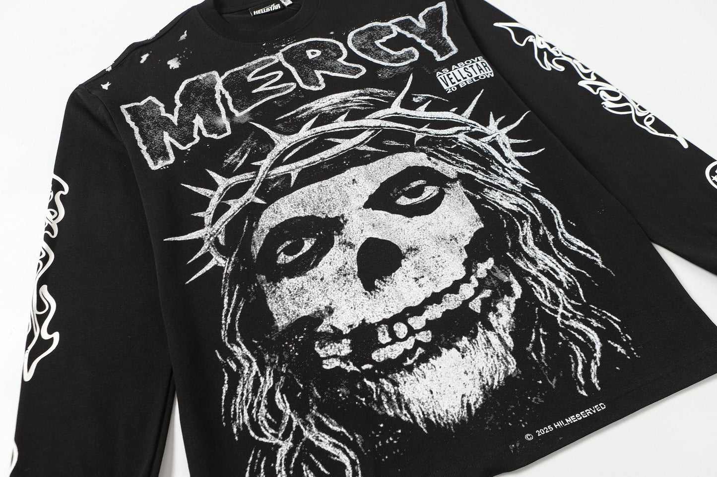 HS Graphic Long-Sleeve T-Shirt ¡ª detail