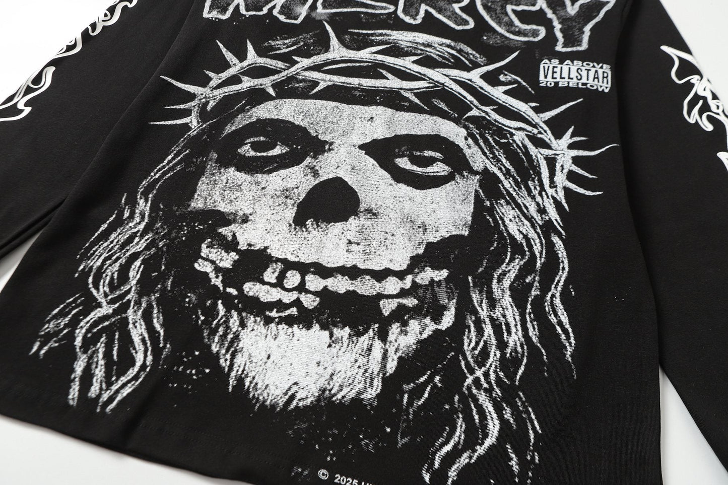 HS Graphic Long-Sleeve T-Shirt ¡ª detail