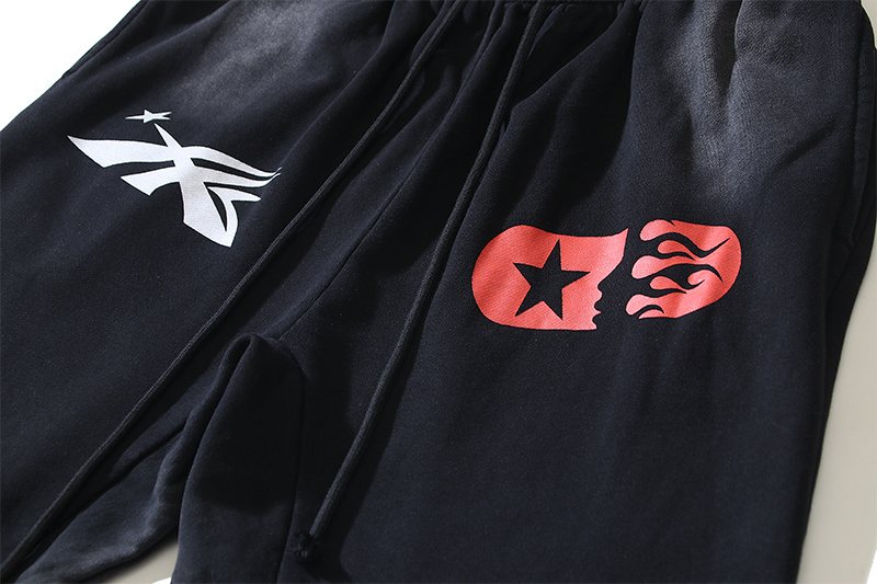 HS Washed Skull Graphic Straight-Leg Sweatpants ¡ª detail