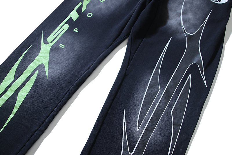 HS Star Sports Graphic Sweatpants - Black ¡ª detail
