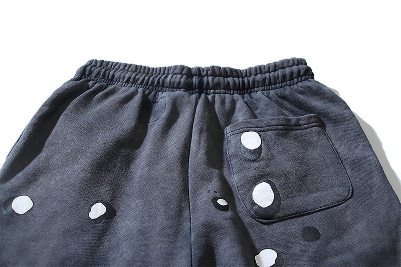 HS Washed Dark Gray Graphic Sweatpants ¡ª detail