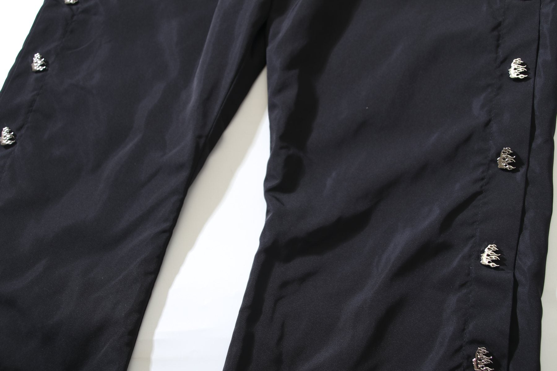 HS Side Button Wide-Leg Pants - Black ¡ª detail