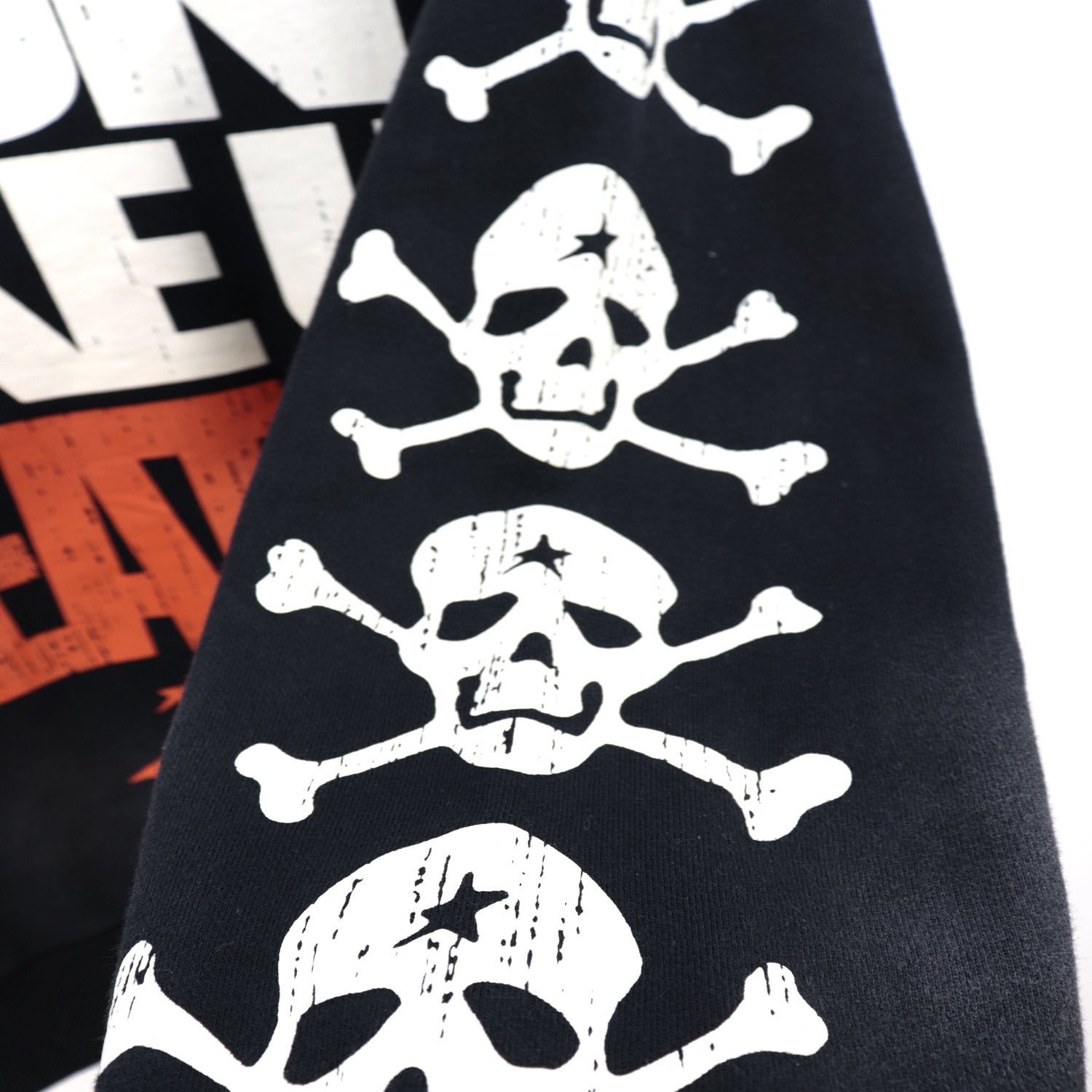 HS Skull Graphic Hoodie & Sweatpants Set ¡ª detail