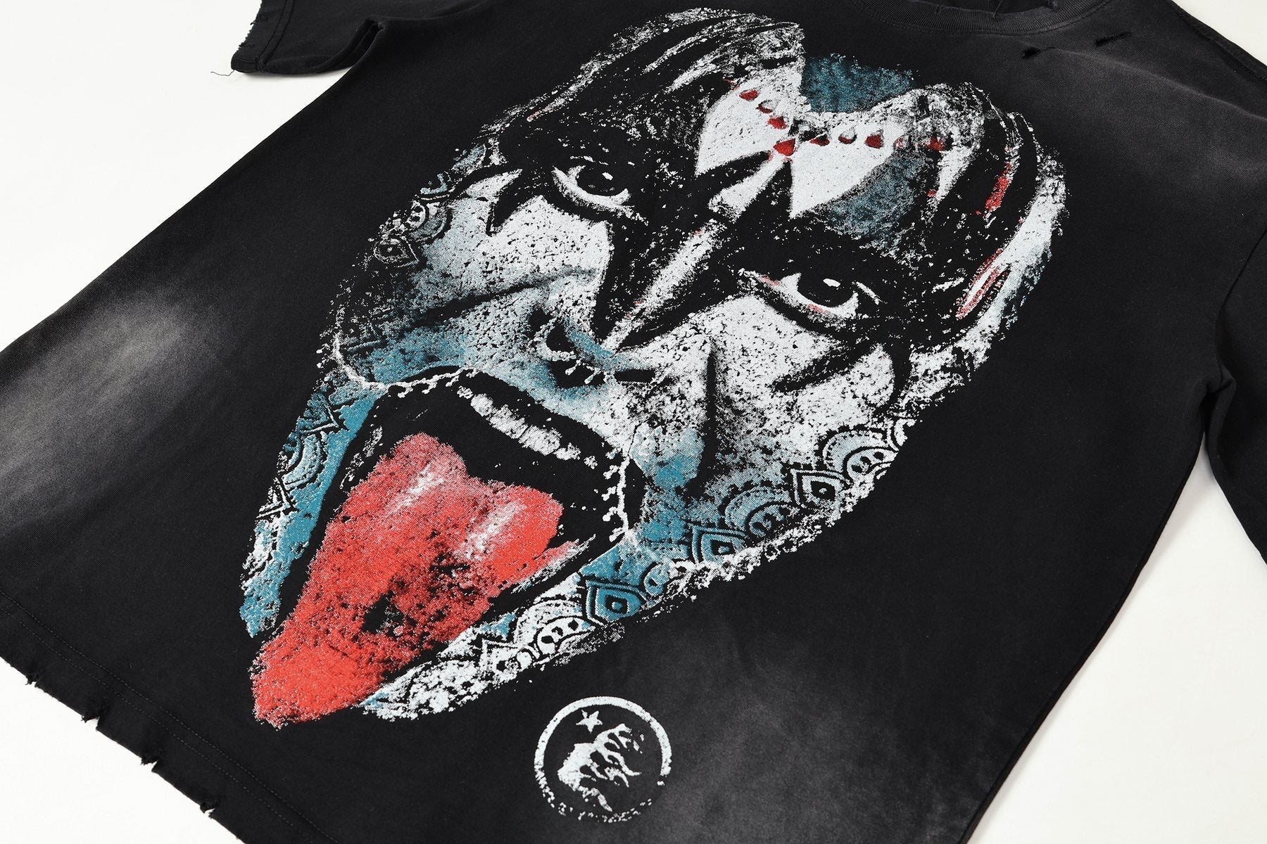 HS Tour Graphic Distressed Short-Sleeve T-Shirt ¡ª detail