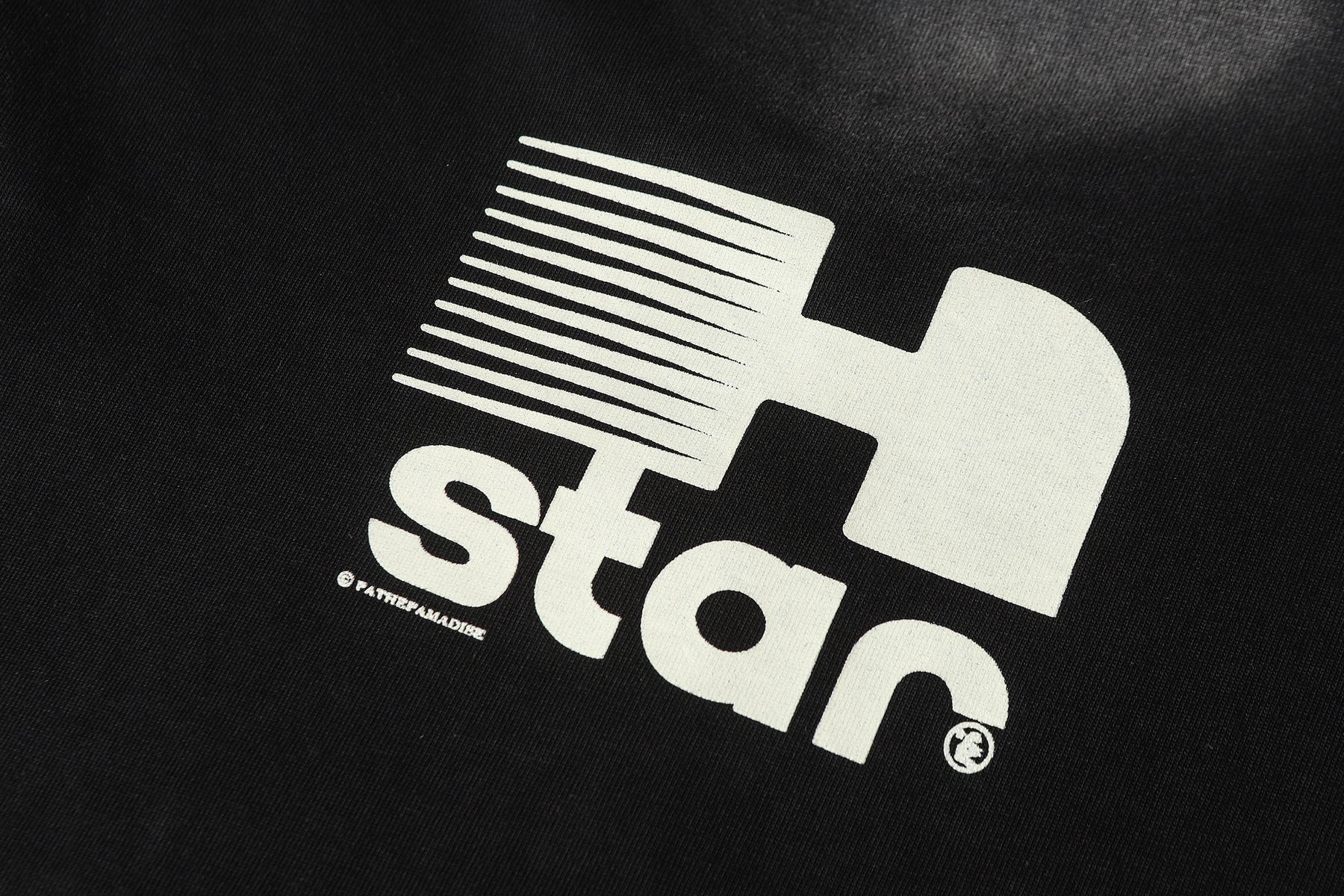 HS White H Graphic Short-Sleeve T-Shirt ¡ª detail