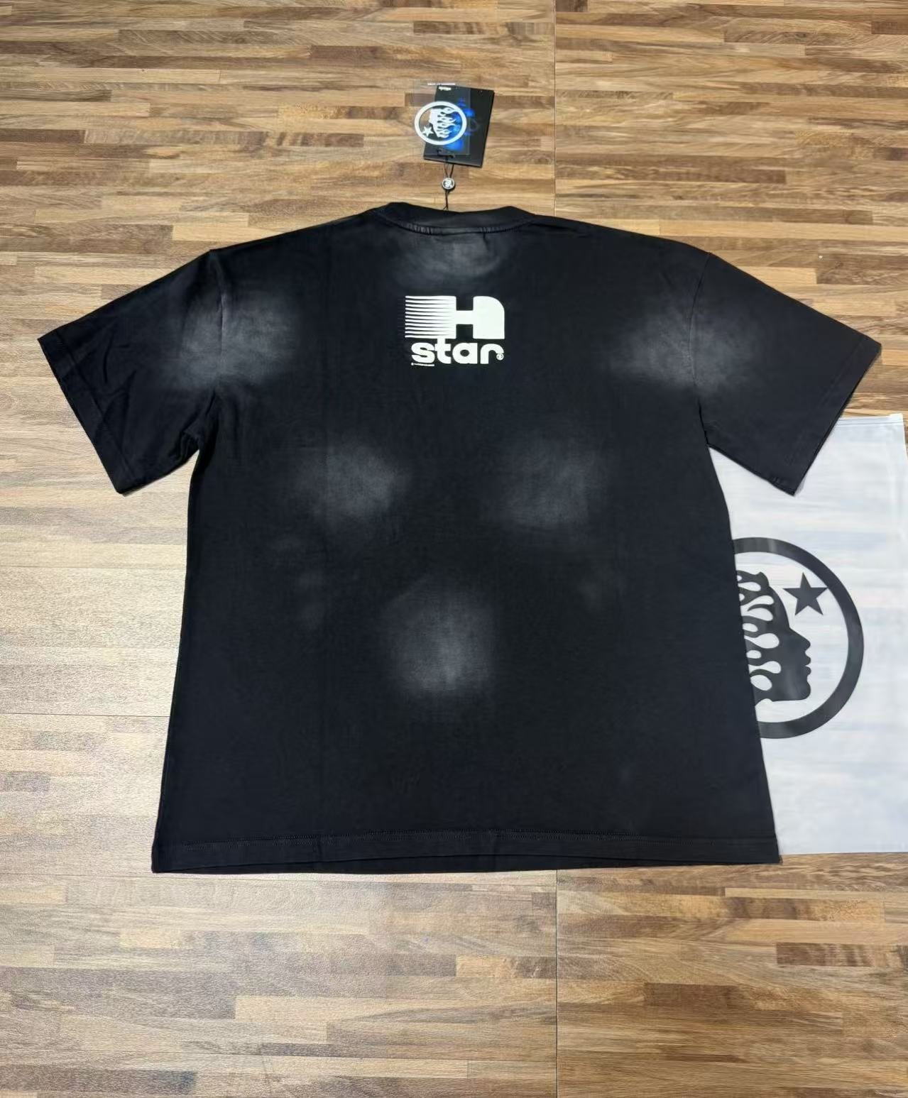 HS White H Graphic Short-Sleeve T-Shirt ¡ª back