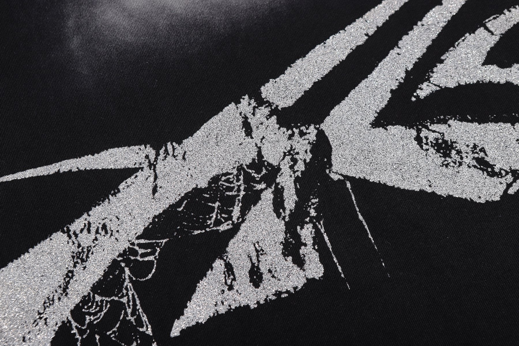 HS Airbrushed Insect & Spiderweb Graphic T-Shirt ¡ª detail