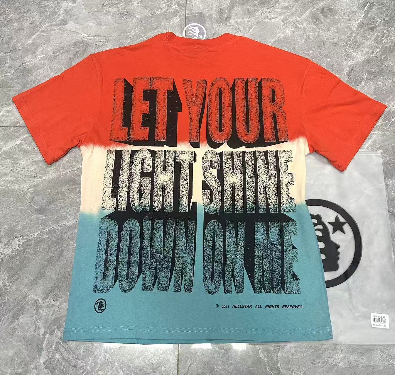 HS Lion Graphic Gradient T-Shirt ¡ª context