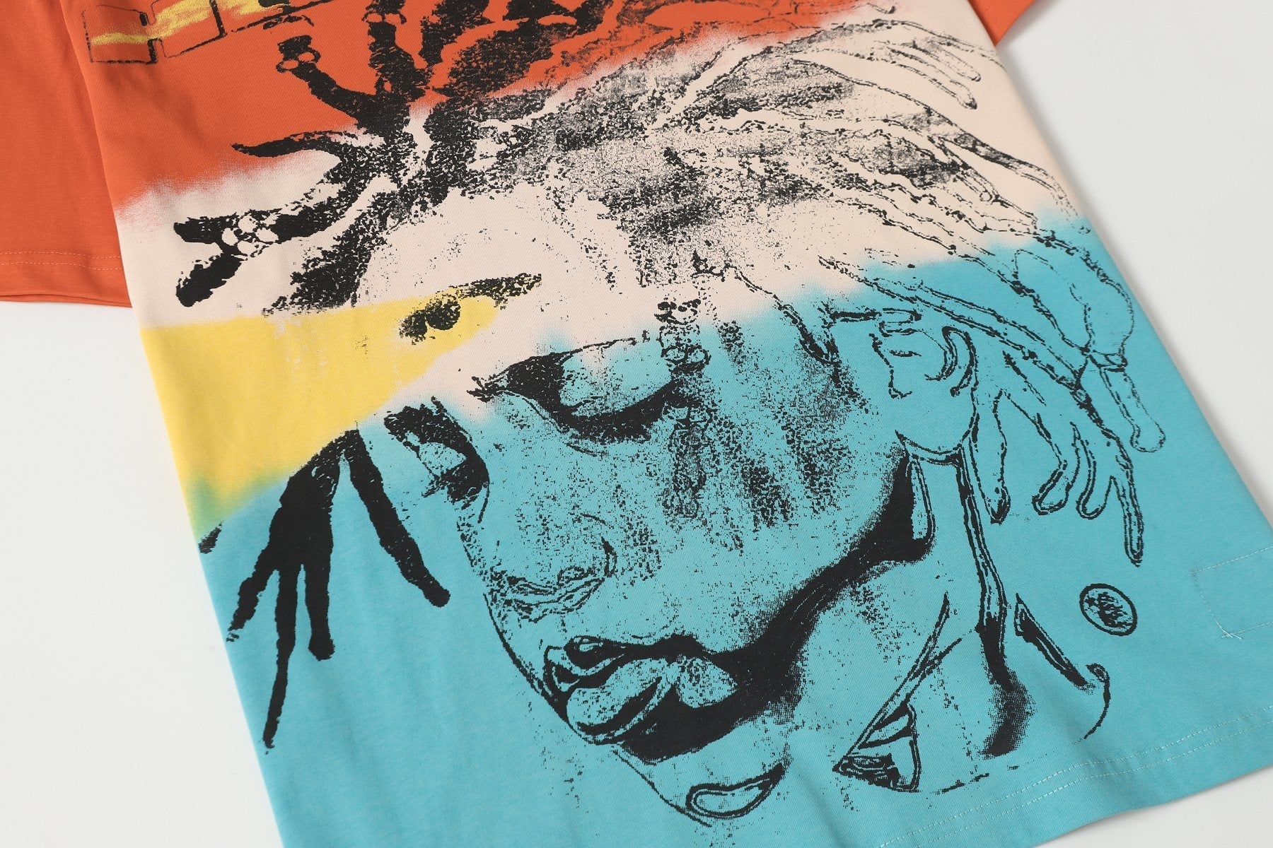 HS Lion Graphic Gradient T-Shirt ¡ª detail