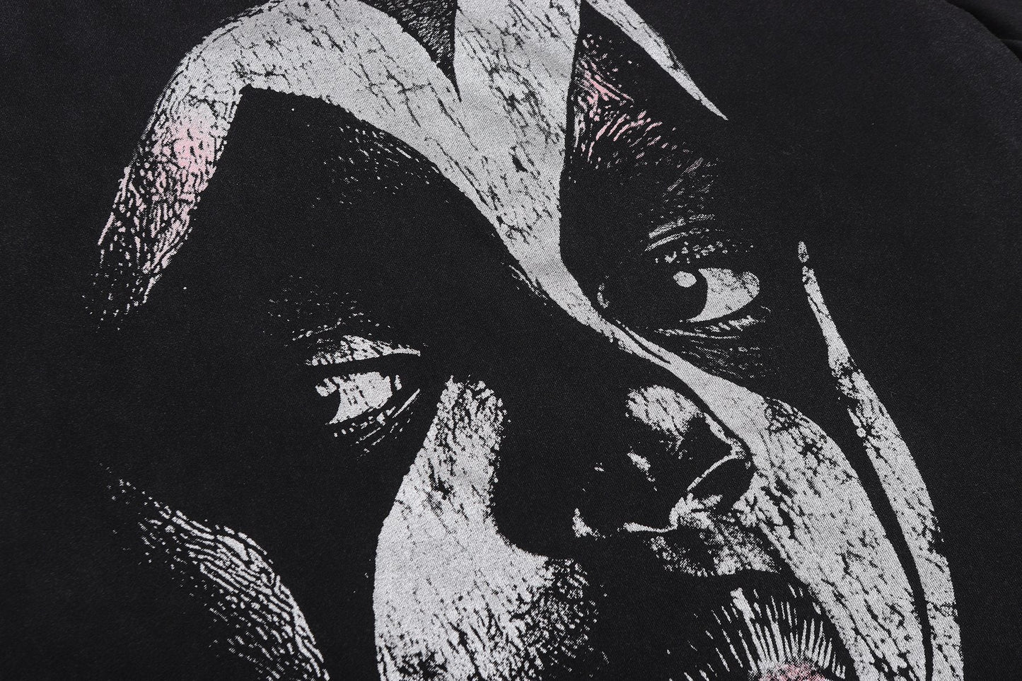 HS Distressed Graphic T-Shirt ¡ª detail