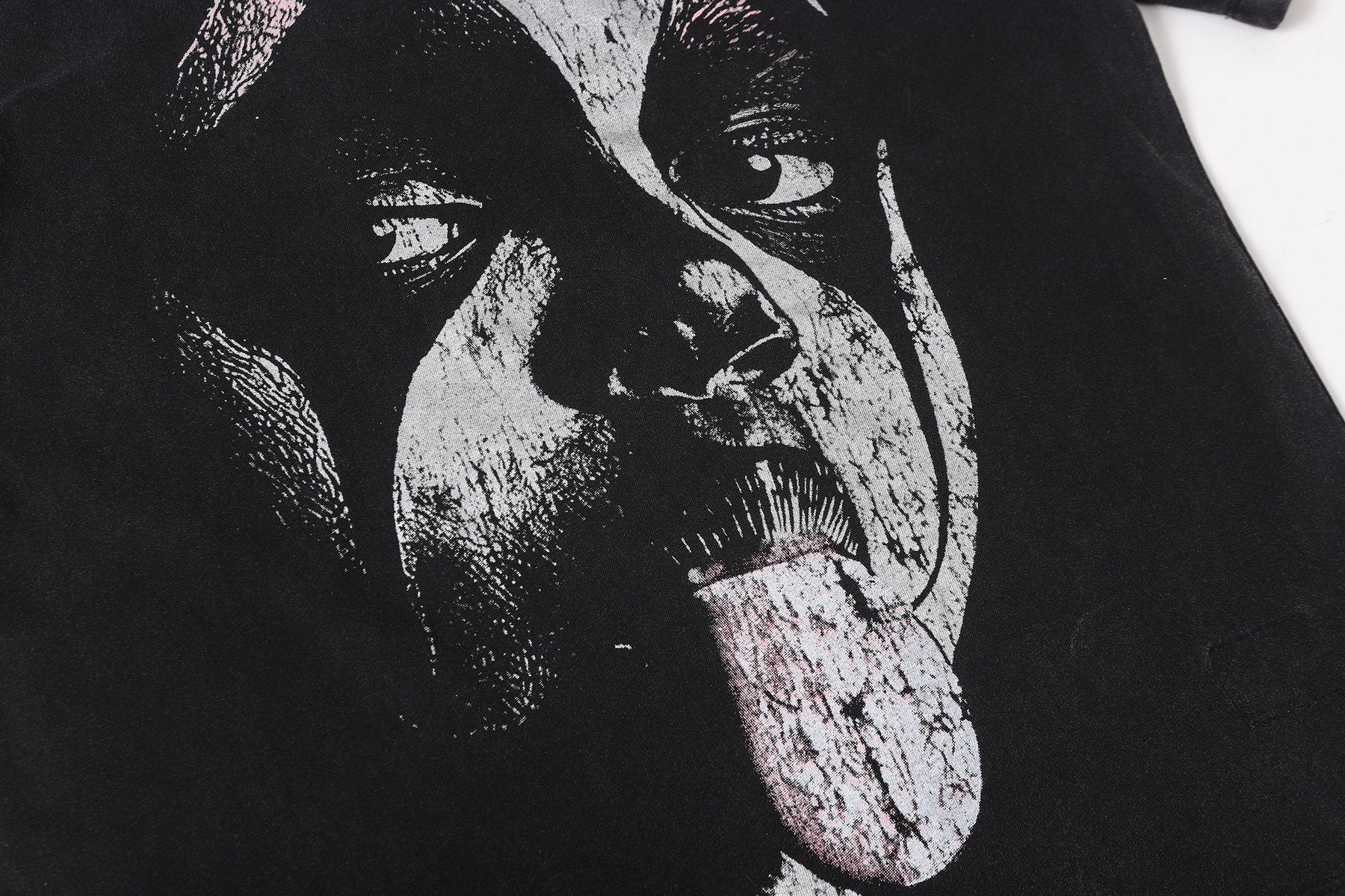 HS Distressed Graphic T-Shirt ¡ª detail