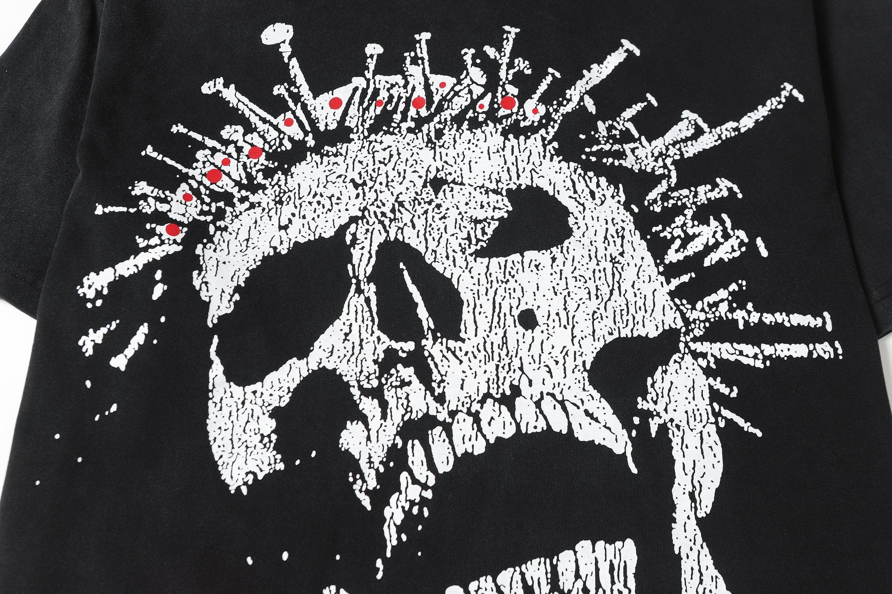 HS Distressed Skull Graphic T-Shirt ¡ª detail