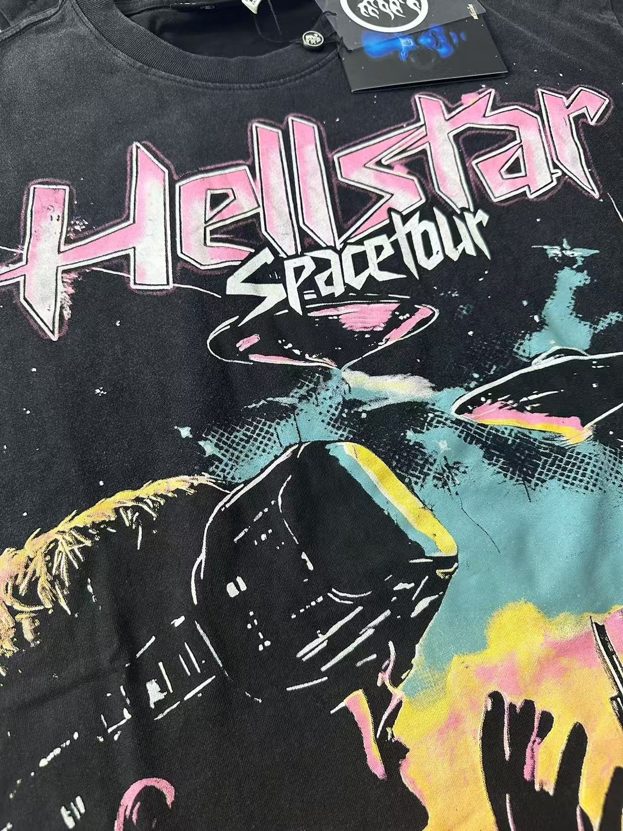HS Spacetour Space Graphic Short-Sleeve T-Shirt ¡ª detail