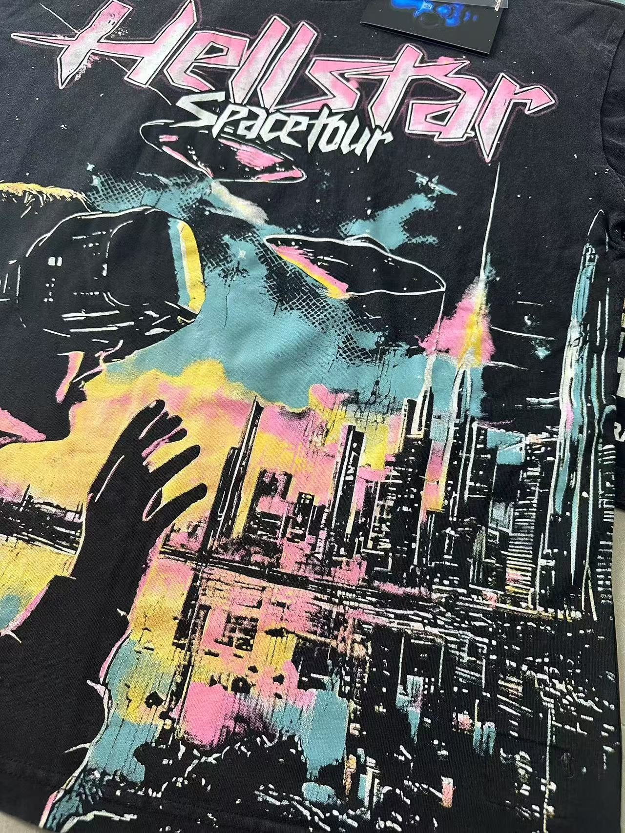 HS Spacetour Space Graphic Short-Sleeve T-Shirt ¡ª detail
