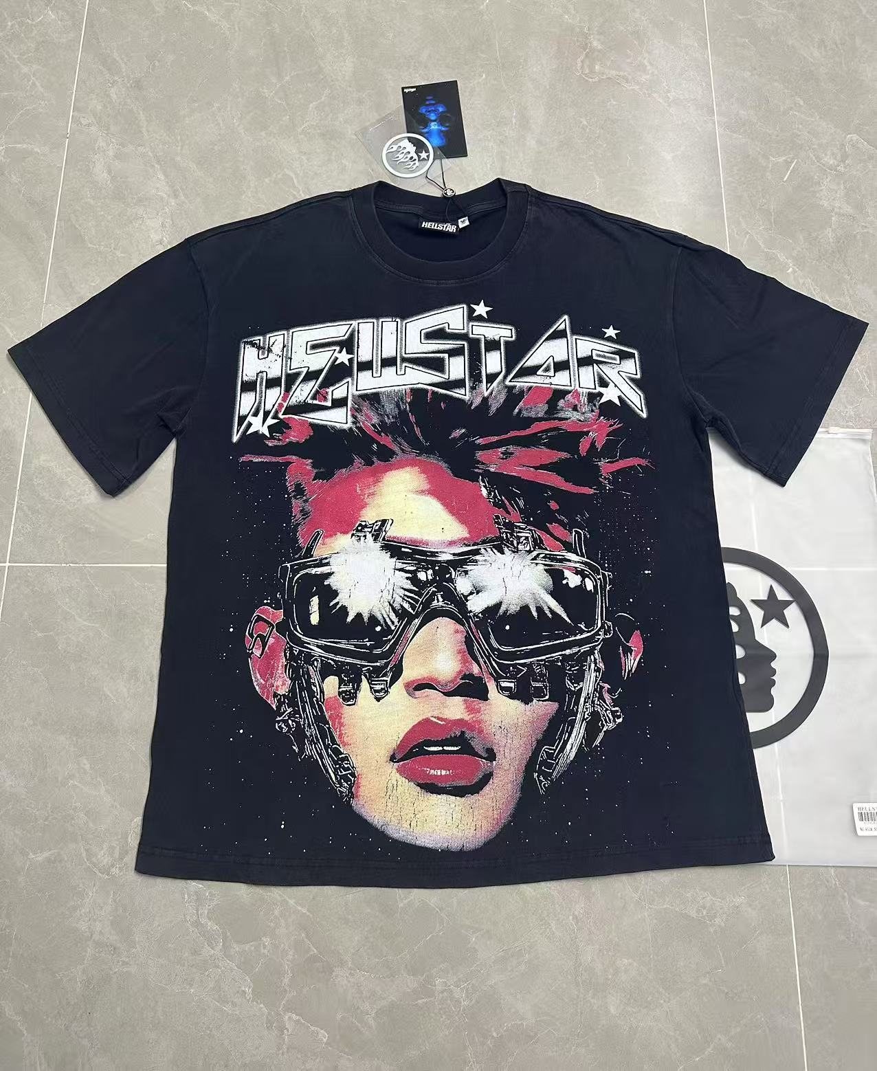 HS Summer Tour Portrait Graphic Short-Sleeve T-Shirt ¡ª front