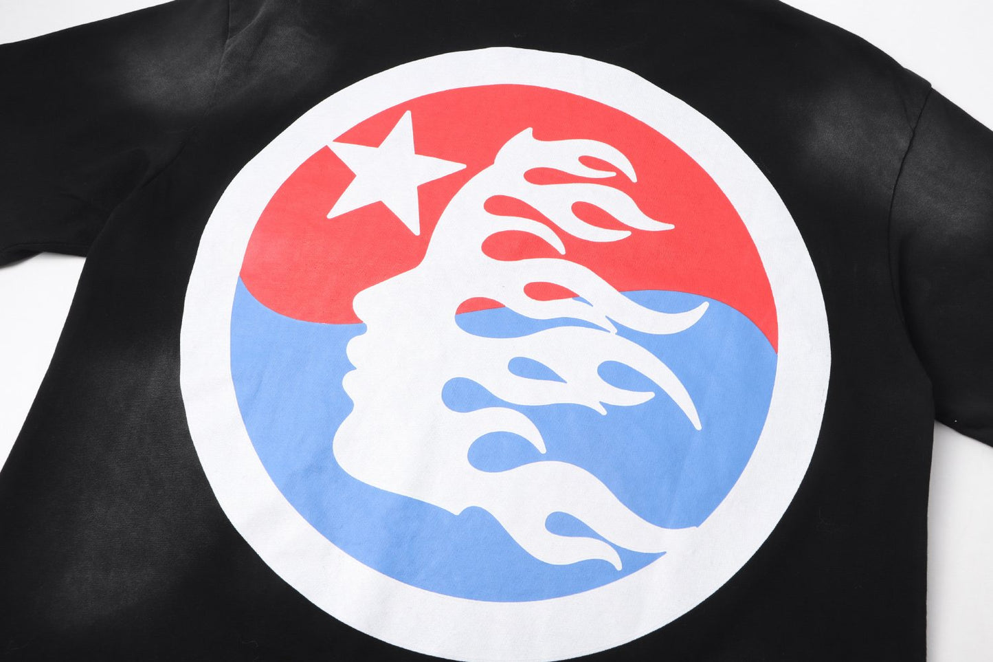HS Flame Star Graphic T-Shirt ¡ª detail