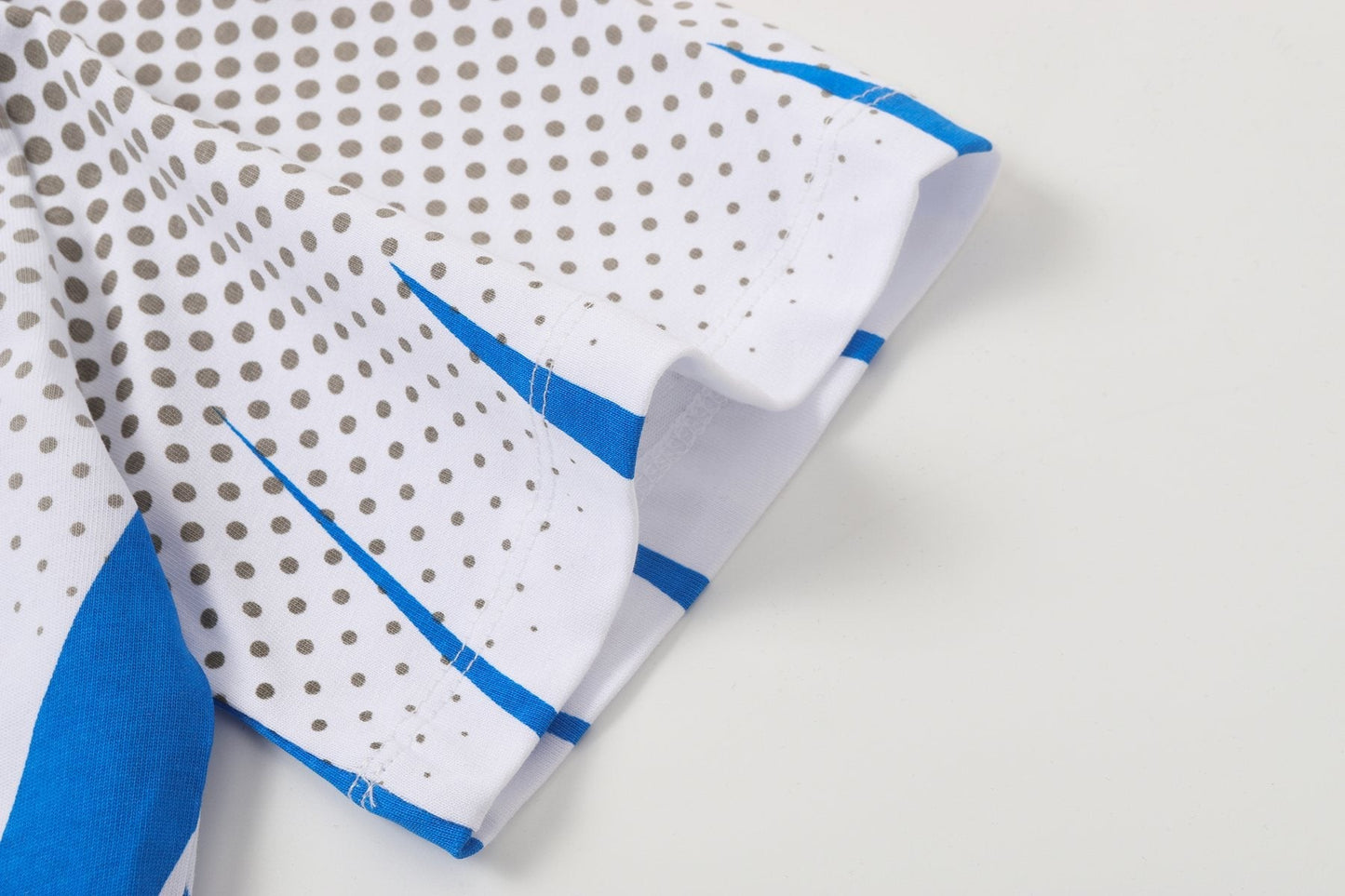 HS Blue Graphic Short-Sleeve T-Shirt ¡ª detail