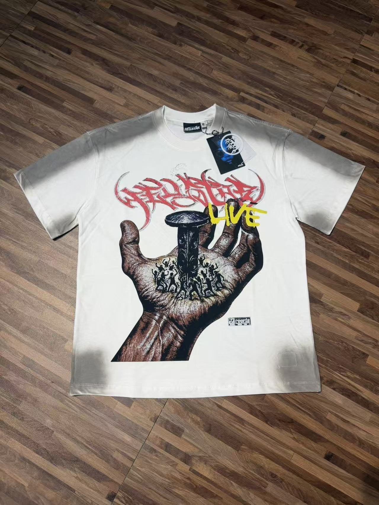 HS Live Graffiti Graphic T-Shirt ¡ª front