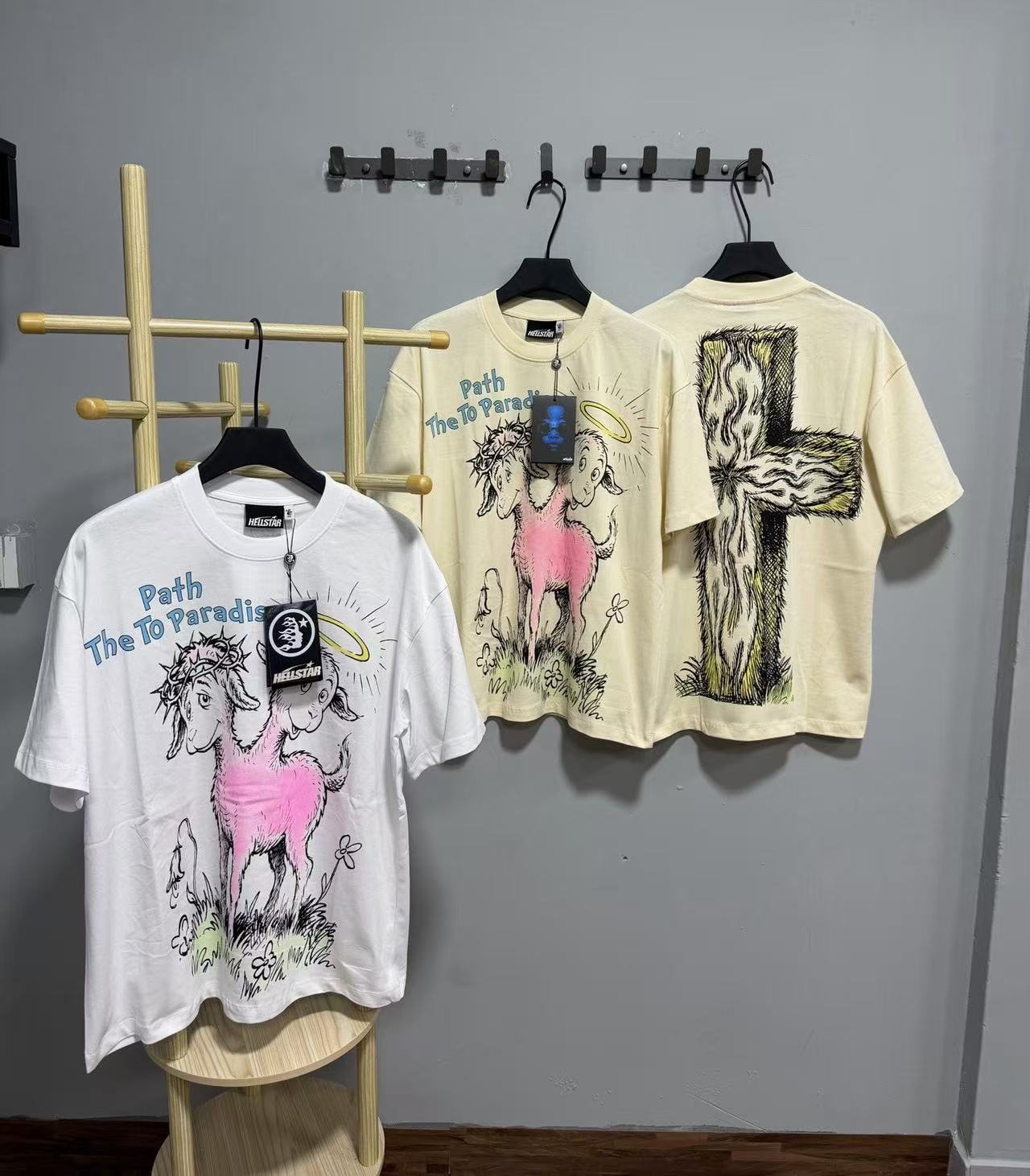 HS Path The To Paradise Goat Graphic T-Shirt ¡ª context