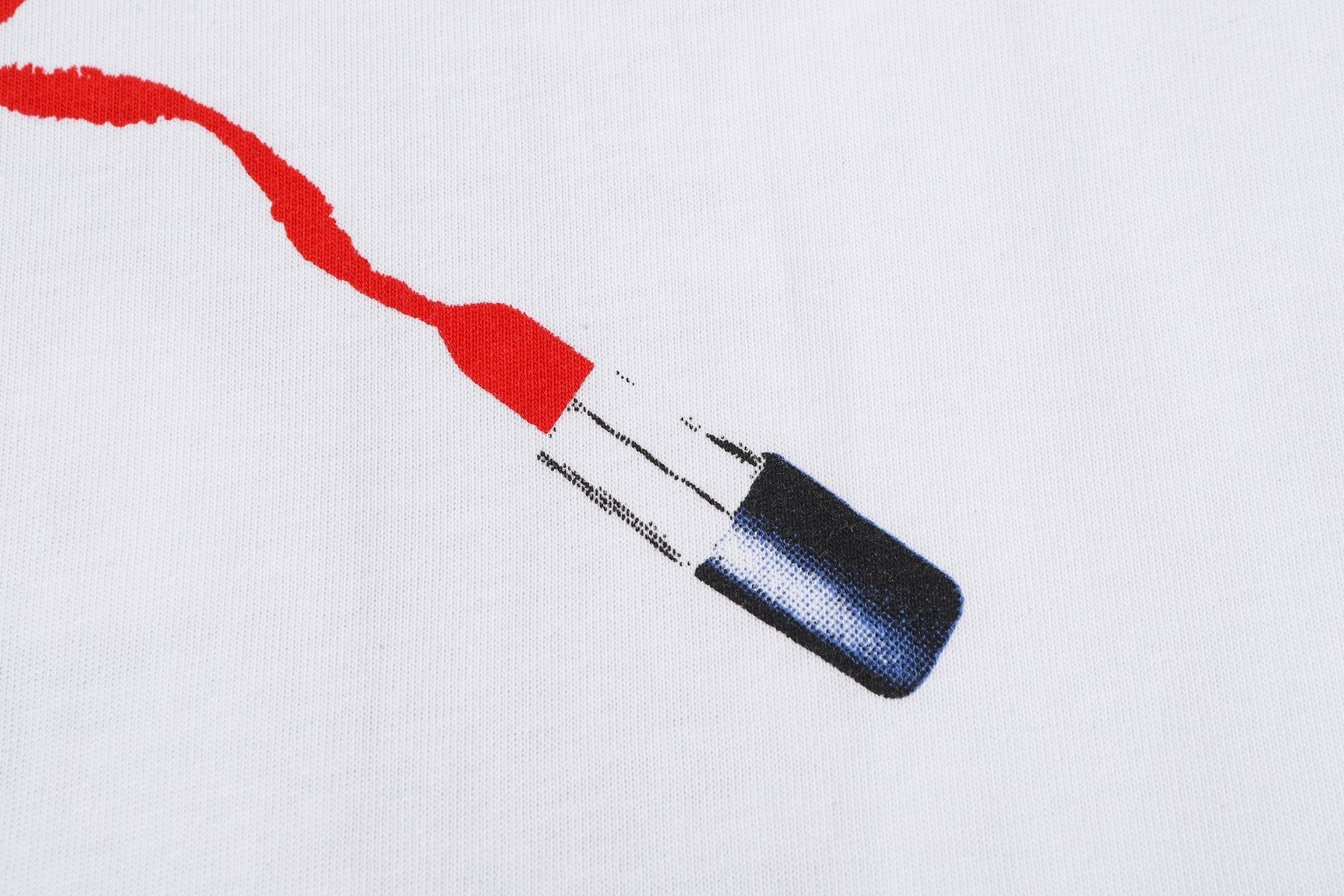 HS Face & Lipstick Graphic Short-Sleeve T-Shirt ¡ª detail