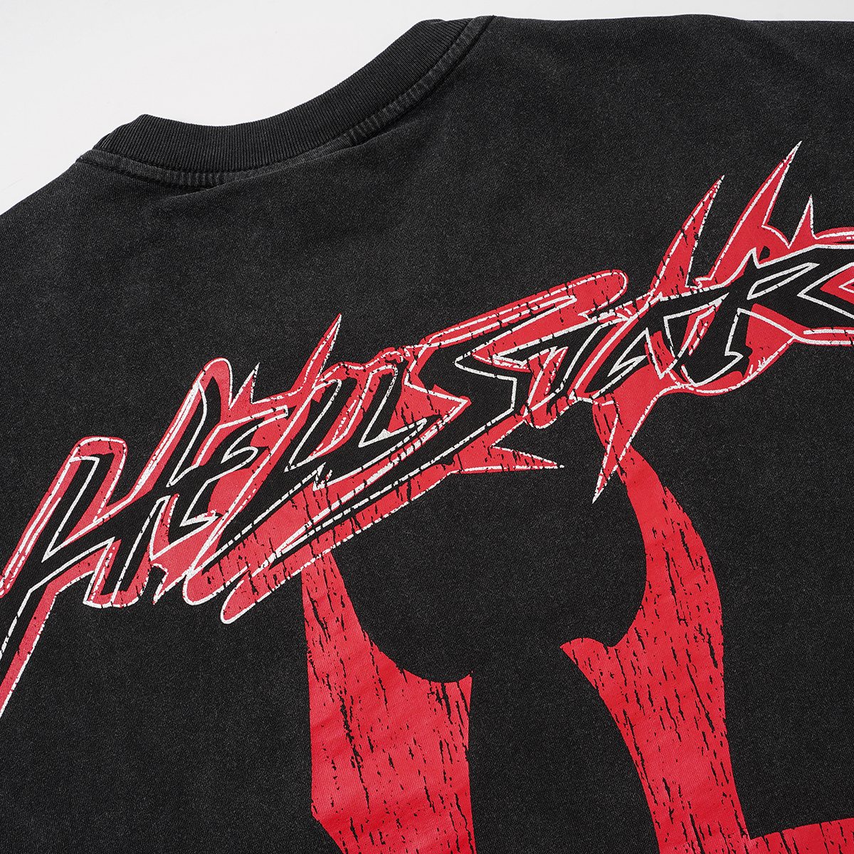 HS Red & White Graphic T-Shirt ¡ª detail