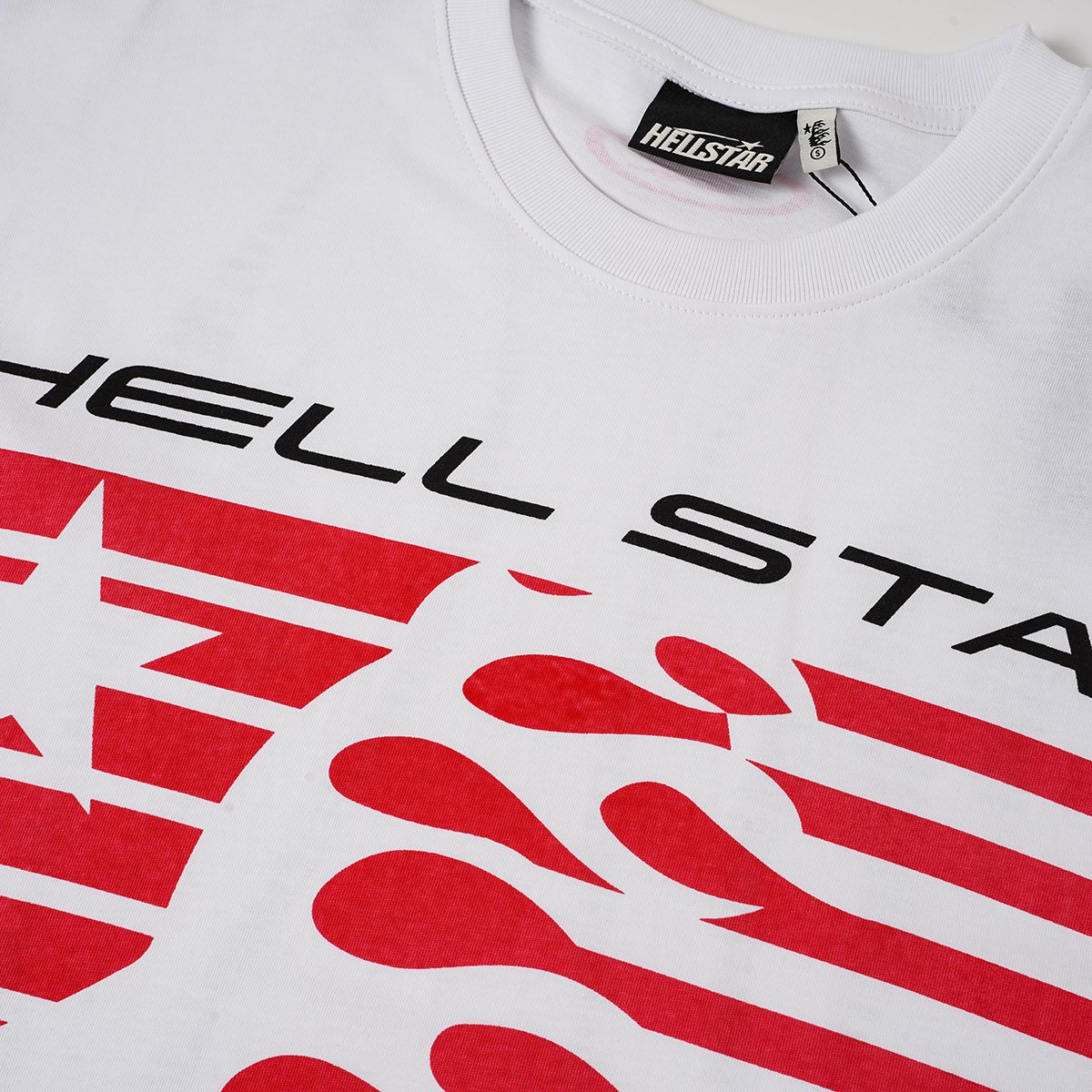 HS Sports Graphic Short-Sleeve T-Shirt ¡ª detail