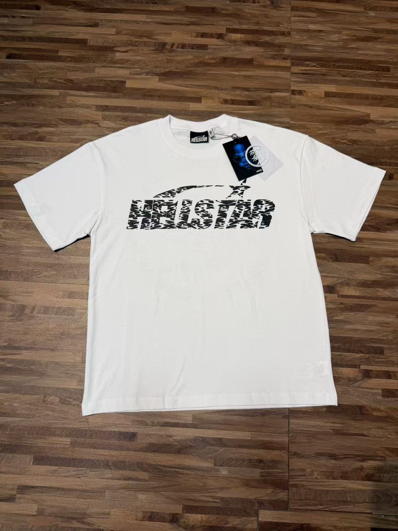 HS Circular Back Graphic T-Shirt ¡ª front