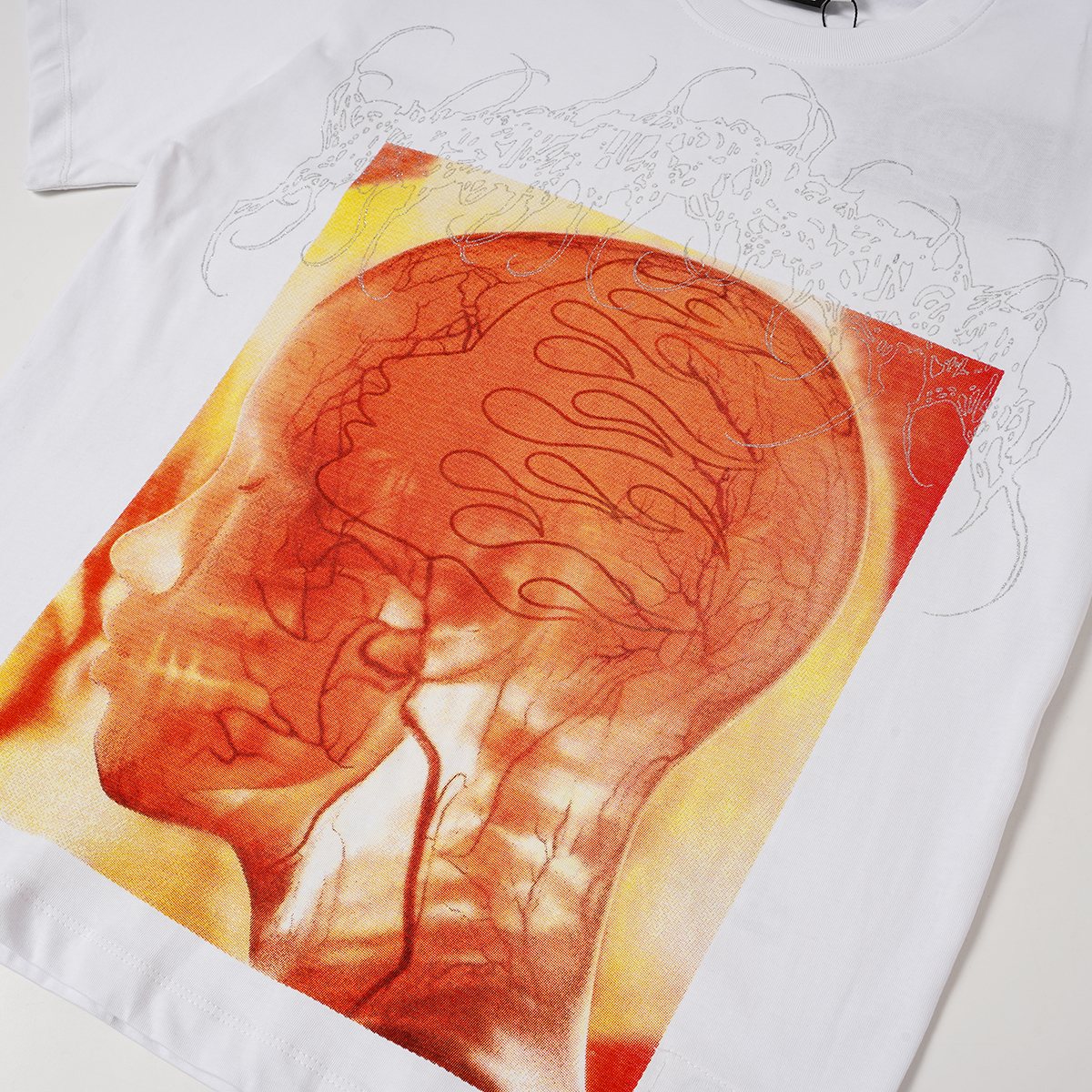 HS White Head Graphic Short-Sleeve T-Shirt ¡ª detail