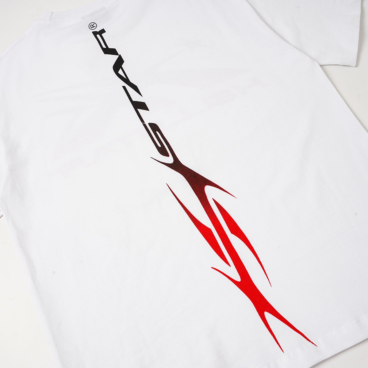 HS Black & Red Graphic Short-Sleeve T-Shirt ¡ª detail