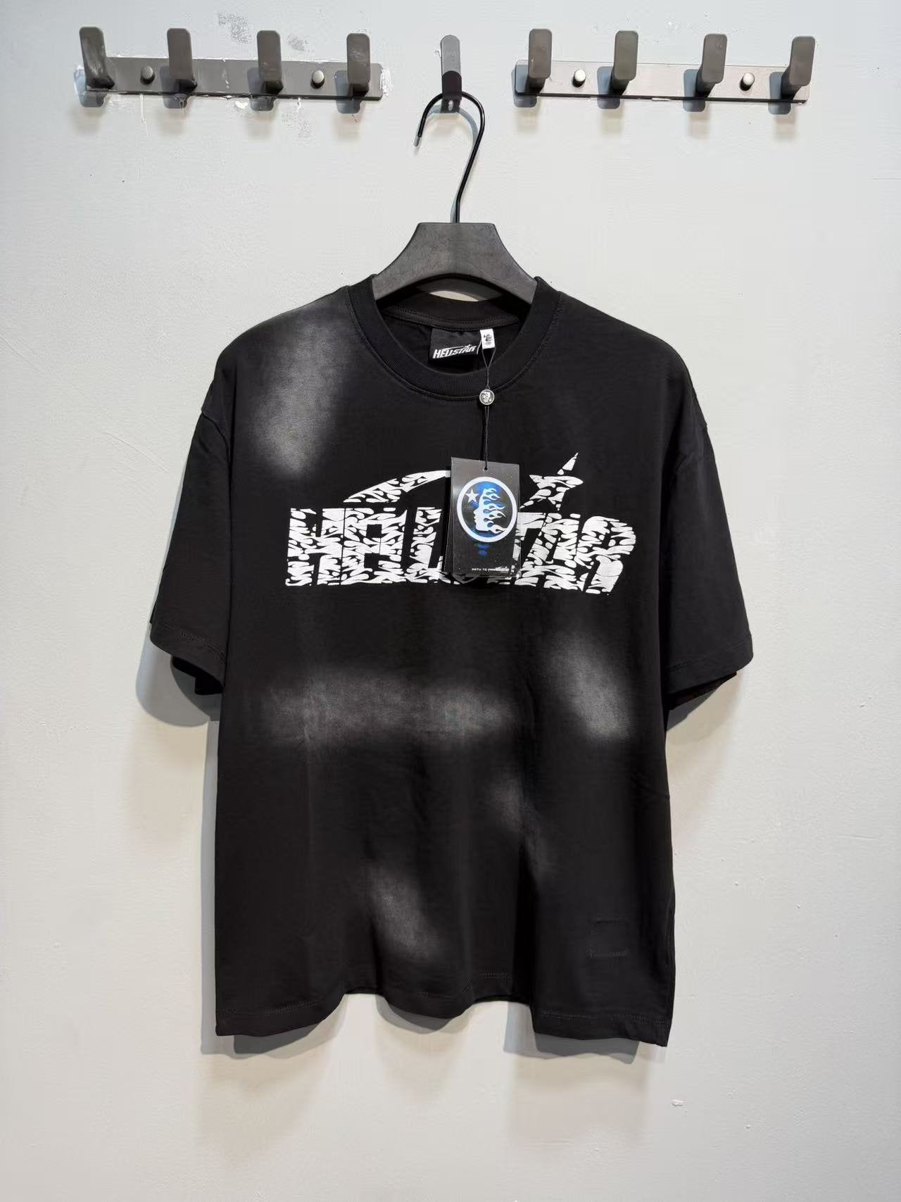 HS Circular Back Graphic Short-Sleeve T-Shirt ¡ª front