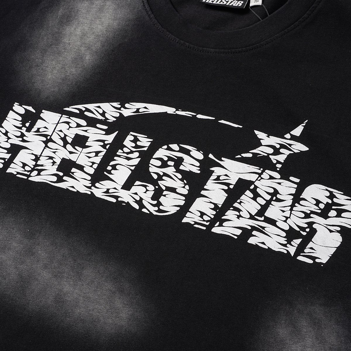 HS Circular Back Graphic Short-Sleeve T-Shirt ¡ª detail