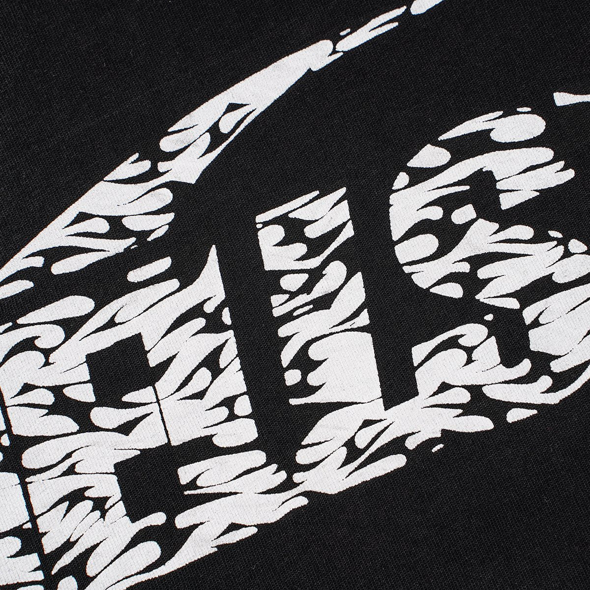 HS Circular Back Graphic Short-Sleeve T-Shirt ¡ª detail
