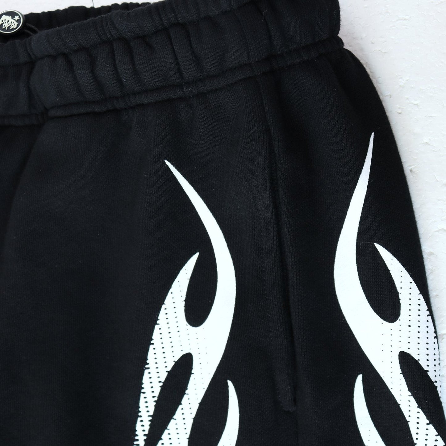 HS Flame Graphic Drawstring Shorts ¡ª detail
